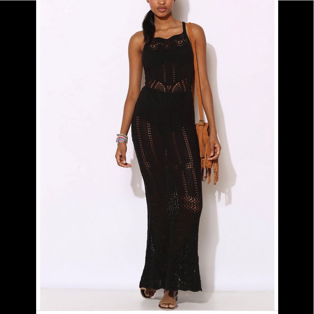 URBAN OUTFITTERS Detailed Crochet dress